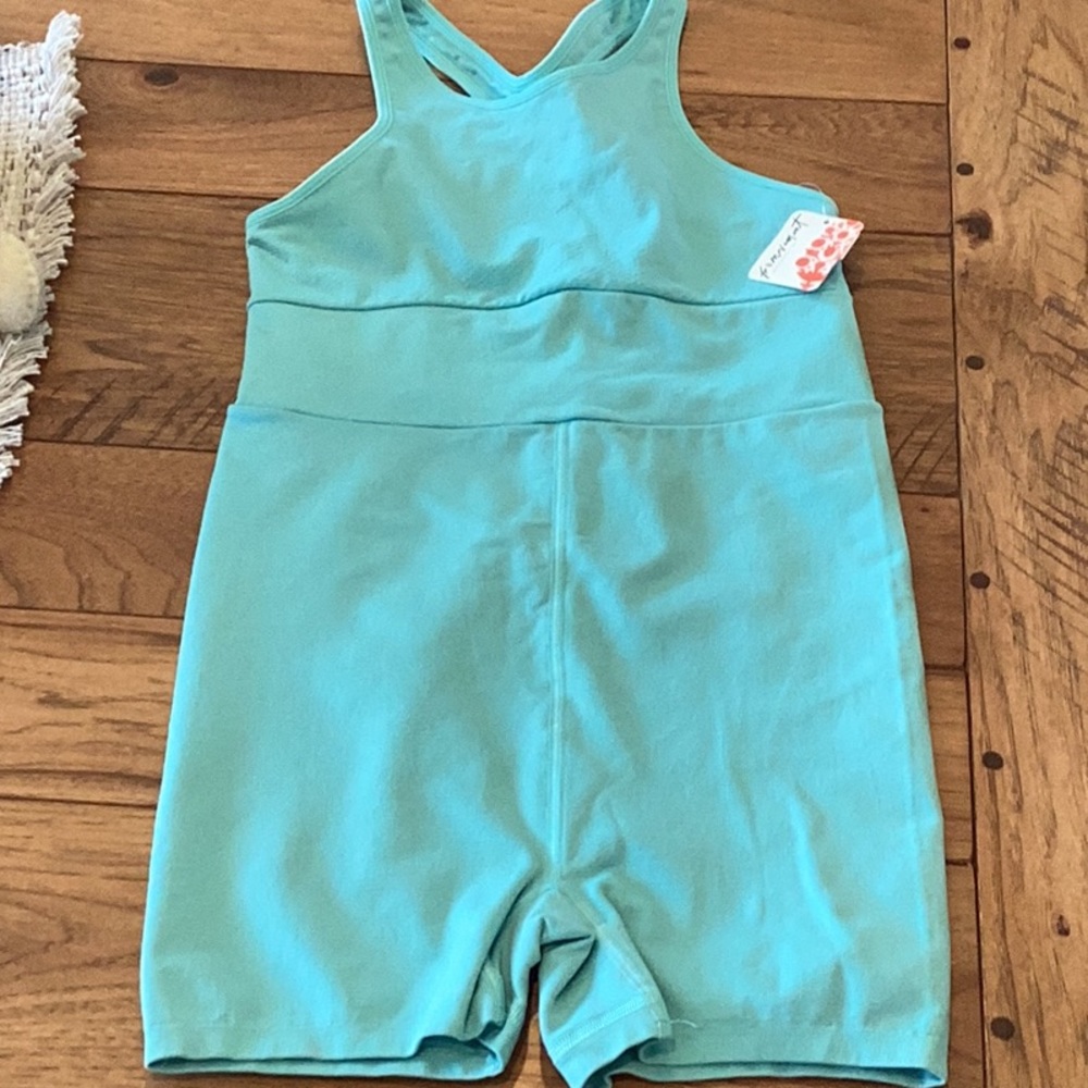 FREE PEOPLE MOVEMENT 1-PIECE. NWT